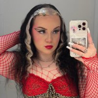 holly ☆ (@luvholz) 's Twitter Profile Photo holly ☆ (@luvholz) 's Twitter Profile Photo
