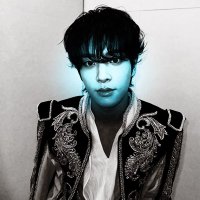 to be HOT (@izkbutterfly) 's Twitter Profile
