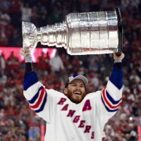 🏒⚾ (@32nyr) 's Twitter Profile