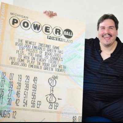 dnllwsnn's profile picture. $337 million power ball lottery winner, I’m helping people out there with their bills as much as I can and also giving out money to my followers.