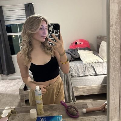🔥 Spicy Content Alert! 🔥 Looking for hot exclusives? Let’s connect! 💌 Meetups? HMU 😏 ❌ Questions kill the vibe stay cool, or it’s block city! 🚫