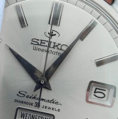 kenta27's profile picture. 無言でフォロー…ごめんなさいm(._.)m

誤字脱字多め(笑)

お腹ポッコリPOYOTAな虚弱体質🤣　　
色んな方々からポンコツ認定済🥹🎙️🥁🎸THEイナズマ戦隊 推し。
週末はスタジアム参戦、サガン鳥栖＆ロアッソ熊本 の兼サポ。沼ってるのは懐中時計に腕時計⌚