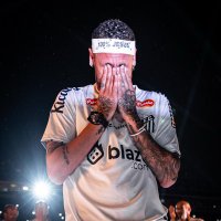 fb (@fbb_03) 's Twitter Profile