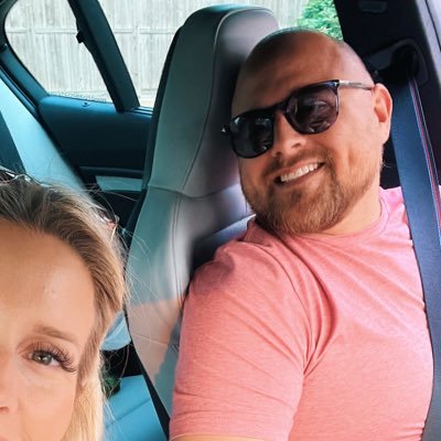 Father, Friend, & Patriot 🇺🇸 Into Tech and BMW’s. Marketing Director.