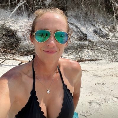 Christina375688's profile picture. 