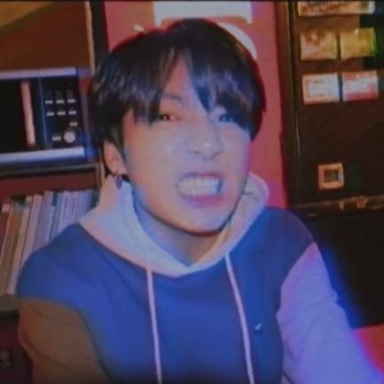 “BTS are 1080p quality
men living in a 144p world ”
아포방포 •|Fan Account For BTS|•