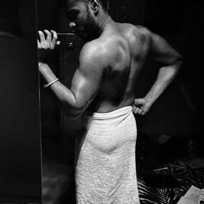 Jai Shree Ram,26,M.B.B.S🩺,Football⚽️,Real Madrid,CR7🐐, cricket,XO,🇮🇳🚩