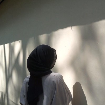 SriRamayan46134's profile picture. andai saja angin membawa rinduku padamuu IBR