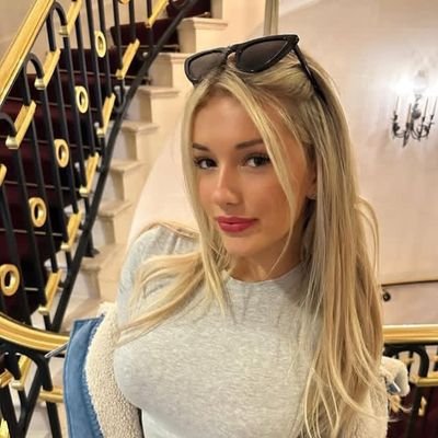 RoneySanda80178's profile picture. 