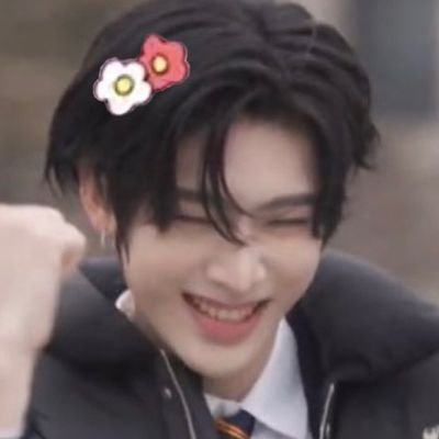 i want to be known as the biggest riyangi on the planet cuz he's my lovely tiny lil strawberry nyang nyang fairy princess baby cat