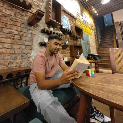 aisa kab hoga ki ye profile aisi ki aisi rahegi aur followers pe K and M add ho jayega.
♟️♟️ChessLover