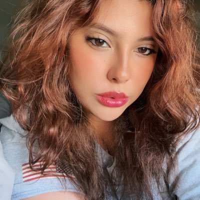 justBeingFanny's profile picture. cosmetologist/social media marketing - discount code Fanny10