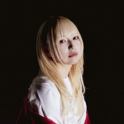 @AISLEofficial パズルとパチンコとお魚が好きなくずみどりろ担当 #とと子は宇宙人👽
