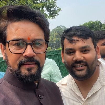 RESEARCH SCHOLAR || PhD,Delhi University || UGC NET_JRF History ||KirorimalCollegeDU||
न मायूस हो न घबरा अंधेरों से_इन्हीं रातों के दामन से सुनहरा कल भी निकलेगा