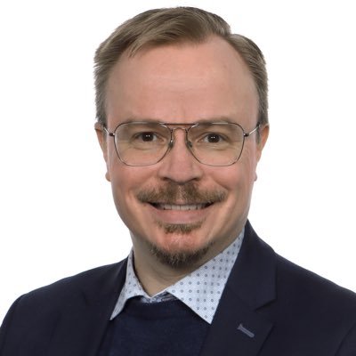 Erkkari (kok), huonojen shakinpelaajien alimman tason arvonimen (ACM) elinikäinen haltija. Tue Ukrainaa: https://t.co/pOavKedeZ5