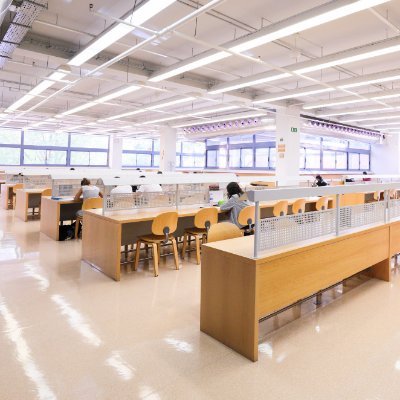 Bienvenidos a la cuenta oficial de la Biblioteca de Químicas de la Universidad Complutense de Madrid. Publicamos noticias de la Biblioteca y de ciencia