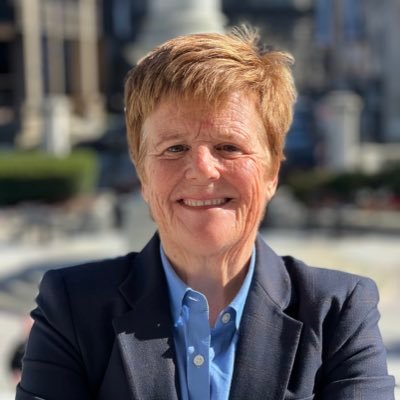 PR Exec and former Bush appointee- living in Maine and loving life. When I'm not campaigning, I'd rather be skiing, golfing or shopping in Paris.