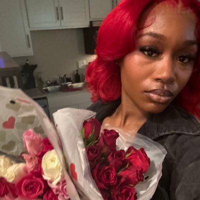 kaniaaajm's profile picture. insta: kaniamccray