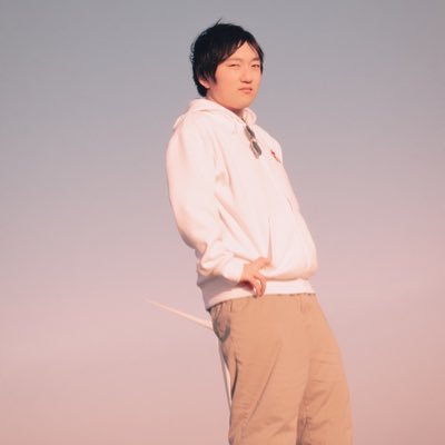 SSBU キャラは未定 新代表:@university_SSBU とてもとても不束者のためお役に立てない場合がございます その時は素直に言ってもらい次の糧にさせていただくので よろしくお願いします