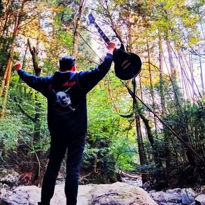 ne666cr's profile picture. ギター弾いてます。
音楽に関する内容を書いていこうと思います。
Bêlit  https://t.co/Y9iN8cdwm2          
https://t.co/q1WmB2iYhk