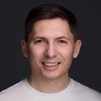 vadimsub's profile picture. Учился двигать горы на небольших камнях