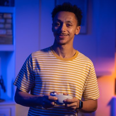 Nougie's profile picture. Award-winning freelance filmmaker & licenced drone operator. Shooting brands, stories and adventures globally. Creator of Resident Evil Challenger on Youtube.