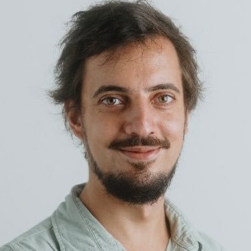Repórter na @folha, em Brasília; ex-@ESPNBrasil • misto-quente, suco de laranja e um café, por favor
