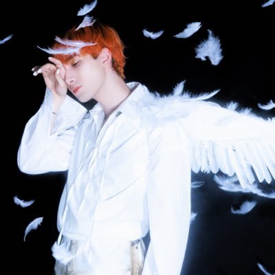 jjean (ジャン) 2000/05/04 🇹🇷×🇯🇵 Artist / Songwriter / Produce Make songs like movies🎥