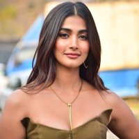 poojavarun (@poojavarun77038) 's Twitter Profile