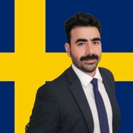 Fd Addidasriddare • Fd underrättelseofficer •
Född i Sverige men uppvuxen i Rinkeby •
Skribent för @Kvartalet •
Lässtund serien finns under fliken Highlights.