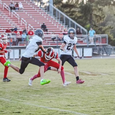2028 | 6’2”| 200 lbs | LB/WR | 400M | Powdersville HS | phillipsavage28@icloud.com