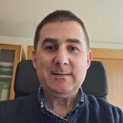 afonsofreitas's profile picture. Professor de Informática aposentado por Esclerose Múltipla que apareceu em 2008