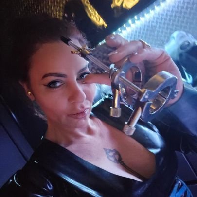 Goddess 🤴Angelina 🍁W • W Professional Dominatrix 1 Attractive, 💯Passionate about BDSM for 🤴years? / Domination ❤️I like to be Respected🤴