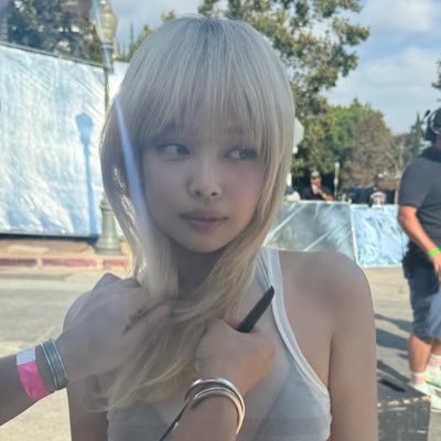 antoruby150180's profile picture. only Jennie💙 好好吃饭🍽️好好睡觉💤享受ruby❤️‍🔥