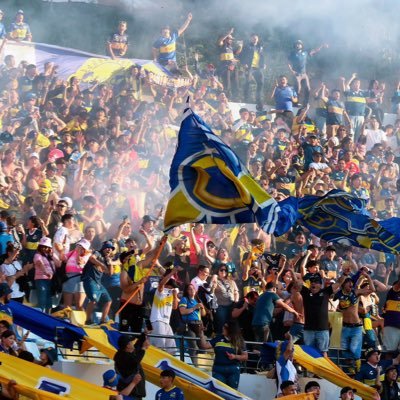 Entre el cielo y la tierra, crear realidad #hedonista 🌟🌟🌟🌟#lamayorGoleadaenClasicosanivelMundial No creo en partidos políticos ni en dogmas