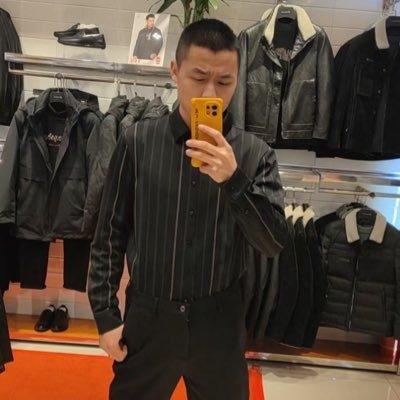 坐标:重庆。32.173.60.1s 有对象 都是你爹。不瞎聊:可交友。出 原定制:勾搭默认是🐶。找个家奴