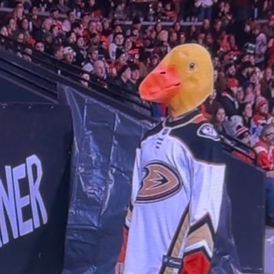 A 27 Year Old obsessed with Sports, History, Video Games and being the best person I can be day in and day out! | https://t.co/vOFmsabtEi