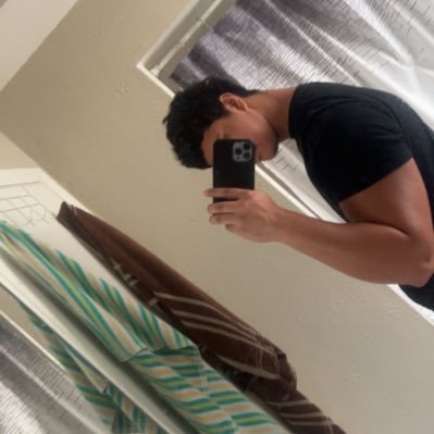 TRW Student | I help online businesses attract leads organically | 500k+ views accrued from clients