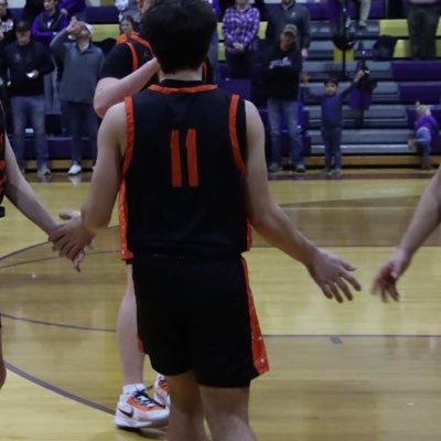 |Dell Rapids High School |Class of 2027| #11 |6,1 180 lbs PG/SG| 34 inch vert| Cell (605)-799-5716 | Email- Lincoln_Anderson@icloud.com