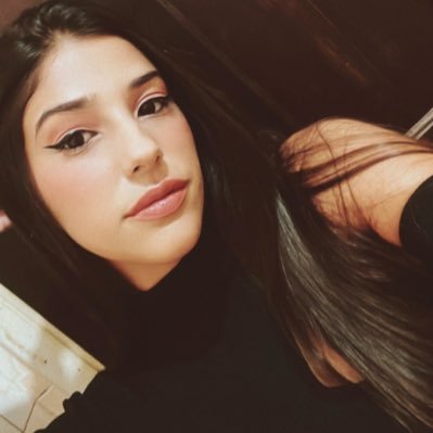 amandaabic's profile picture. 🦊🍯🧚🏼‍♀️🦷♑️