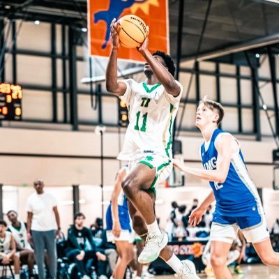 TD Prep 2025 II 6'5 200 II 3.7 || email: dubemigwilo@gmail.com