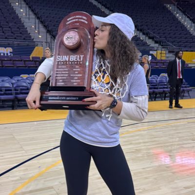 Associate Head Coach @AStateWB 🐺🤘🏼 2025 SBC Tournament Champ🏆 RIP Daddy👼 #NetsAintFree
