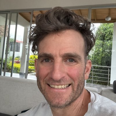 100% Raw Food Author & Educator. Follow my adventures at https://t.co/1bGbj2nUFL