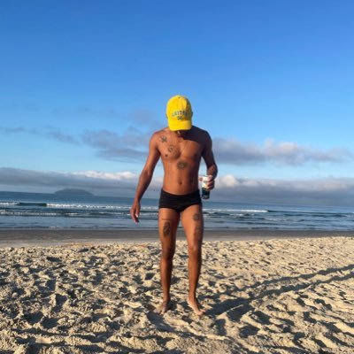 eupradinho's profile picture. insta: euprad0 🪐