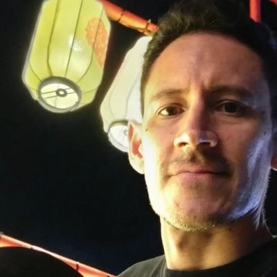CarFerRob's profile picture. Si para la derecha se puede,
para la izquierda también.