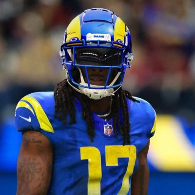 onenut4427971's profile picture. 