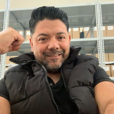 4T porque creo en un México más justo, democrático y soberano. Apoyo el rescate y la defensa de los derechos humanos. La cuarta transformación va. #YoSoy4T