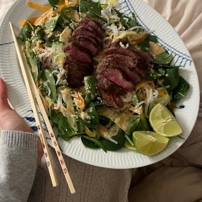 MaryMary12138's profile picture. Everything is fate