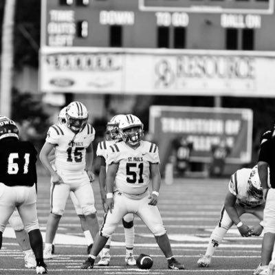 St. Paul’s|Center|c/o 28| 5’7|200|3.9 GPA|@wolvesfootball_