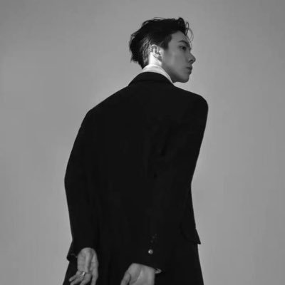 LCHang0's profile picture. 